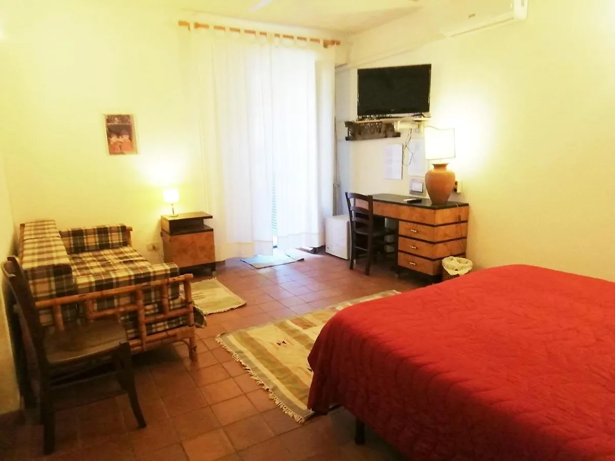 Case Zuccaro Trecastagni Italie